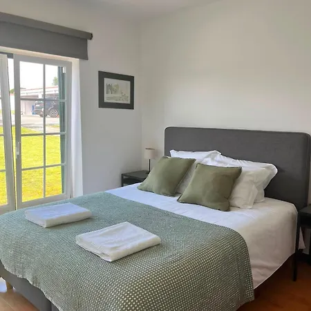 Quiet Modern Countryside With Private Pool Near Lisbon A dos Cunhados