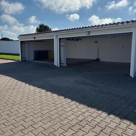 Quiet Modern Countryside With Private Pool Near Lisbon